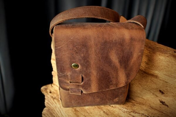 Unisex leather bag vintage aspect 01 - Image 3