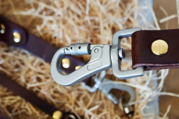 Handmade Leather Camera Strap for DSLR & Mirrorless – Customizable & Durable by Artiss Corium - Image 6